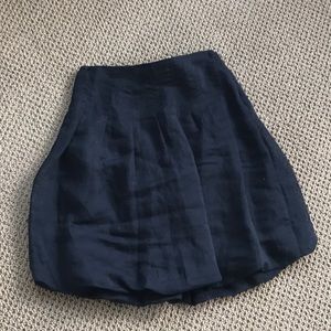 White House black market skirt w/tag, size 2